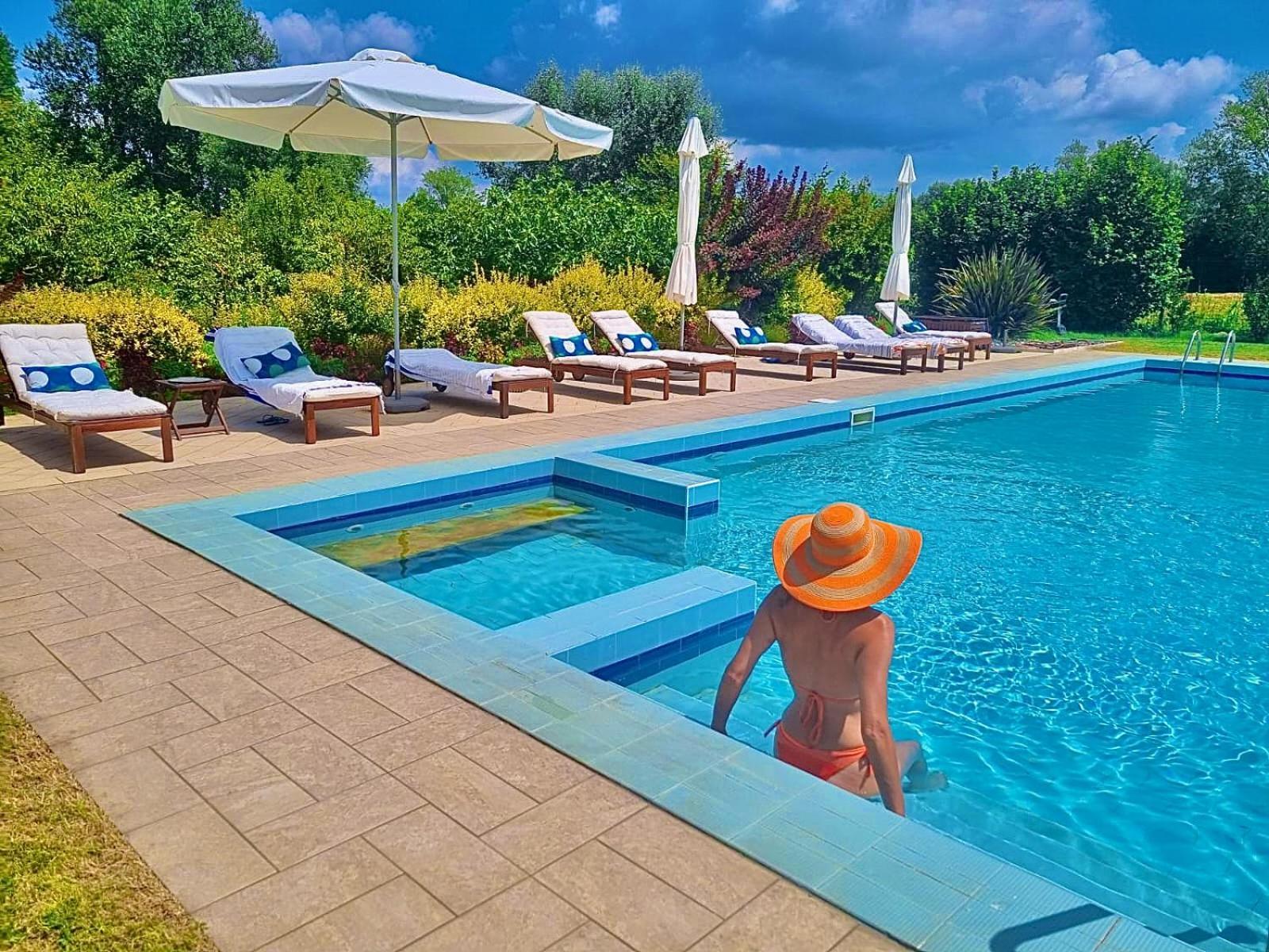Ca' Leone - Regina Vittoria - Apartment With Pool Mira Exterior photo
